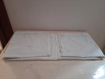 Lenzuolo in 100% cotone ritorto con ricamo ondulat