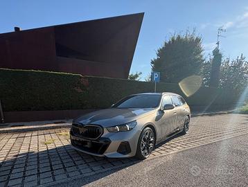 Splendido BMW 540d SW 2026