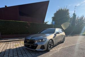 Splendido BMW 540d SW 2026