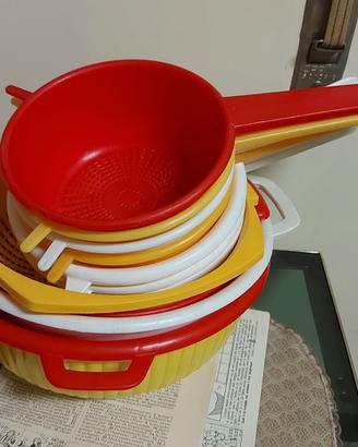 Set contenitori e colapasta