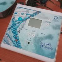 Dispositivo ultrasuoni estetici e medicali