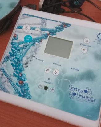 Dispositivo ultrasuoni estetici e medicali