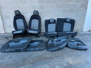 Sedili grigi Fiat Grande Punto 2007 5 porte