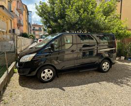 Ford Tourneo Custom 2.2 TDCI 170 cv