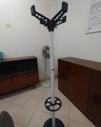 attaccapanni da terra 