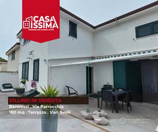 Villino semi-indipendente in parco residenziale