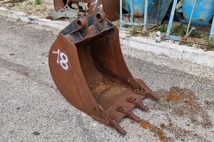 Benna jcb per escavatore cod. 18
