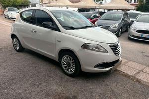 Lancia Ypsilon 1.3 MJT 16V 95 CV 5 porte S&S Silve
