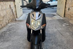 Kymco Agility 200i R16