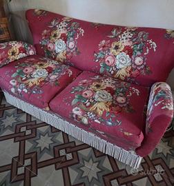Divano stile retro' floreale  e poltrone