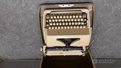 macchina da scrivere Triumph Gabriele-E