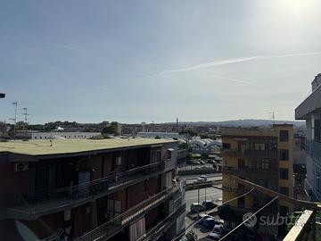 Trilocale - abitabile - semiarredato -