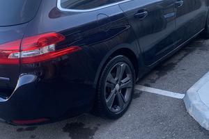 Auto in eccellente condizioni Peugeot 308 sw