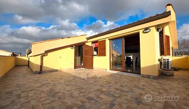 Olmedo appartamento con ampia terrazza