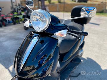 Piaggio Beverly 500 - 2003 Poco più di 20K