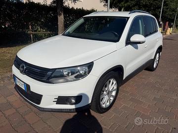Volkswagen Tiguan 2.0 TDI 110 CV Sport & Style Blu