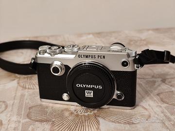 Olympus Pen F