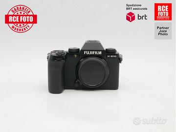 Fuji X-S10