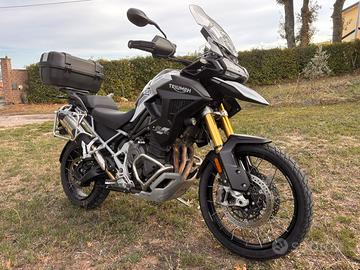 Traiunph 1200 Tiger rally pro