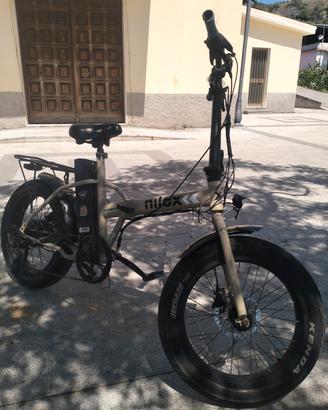bicicletta elettrica Nilox x8 