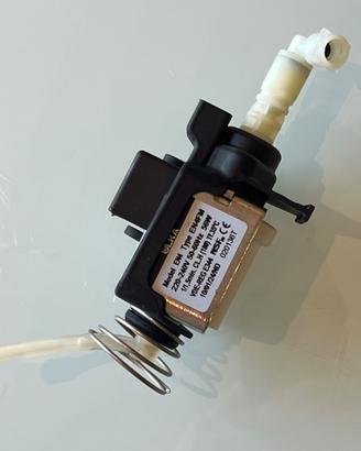 Ricambi Nespresso Lattissima - pompa acqua