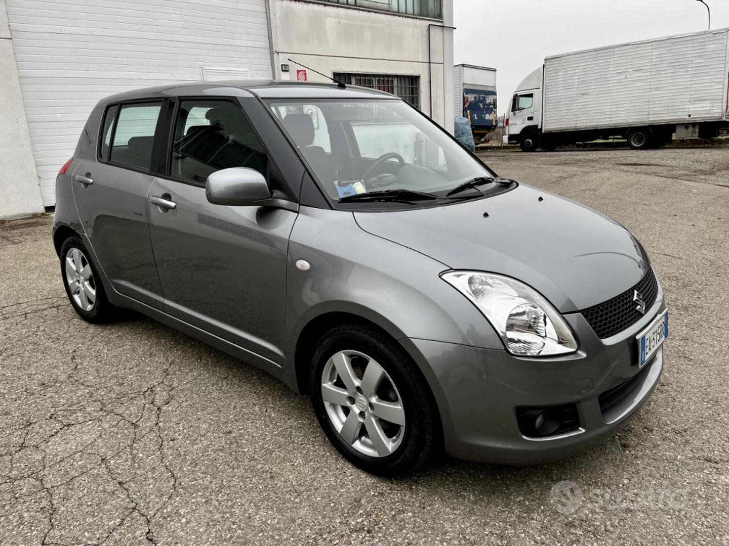 Suzuki Swift 3P dal 2005 al 2009 Pellicole Oscuramento Vetri Auto Pre  Tagliate a Misura