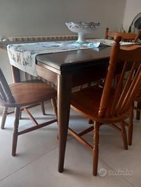 tavolo in arte povera estensibile + 4 sedie