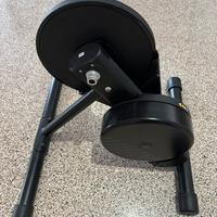 Rullo Van Rysel D500 con Zwift Cog and Click