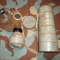 WW2 mod L 702 French Army Gas Mask