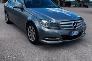 MERCEDES-BENZ CLASSE C 220