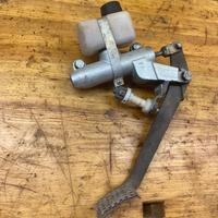 Pompa e pedale freno Piaggio Ape 50