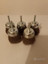 Spazzole metalliche a pennello