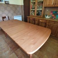 Tavolo in legno allungabile 