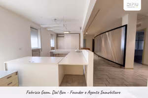 Immobile di 192 m² con 5 locali a Thiene