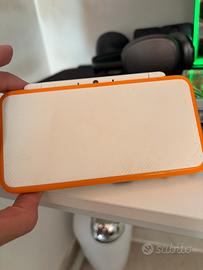 Nintendo new 2ds xl bianco e arancione