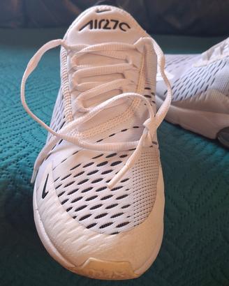 scarpa Nike 270 bianca 