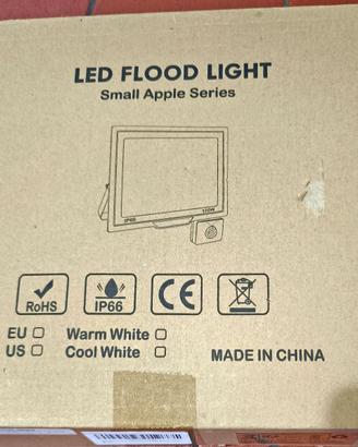 Faro led a luce diffusa 100W