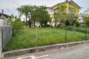 Terreno recintato in gestione gratuita