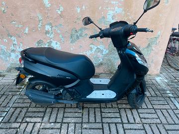 Peugeot kisbee
