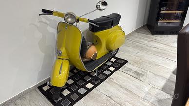 Vespa 50 r