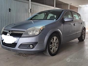 Opel Astra h 2007 ricambi vari