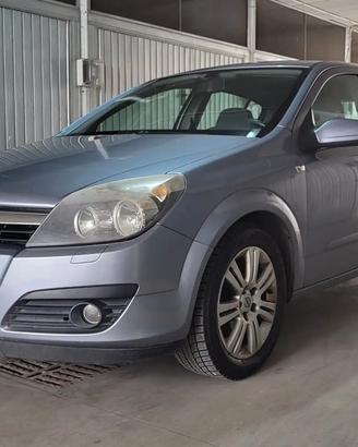 Opel Astra h 2007 ricambi vari