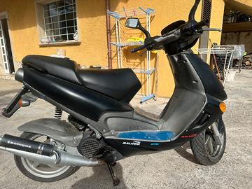 Aprilia SR 150 scooter