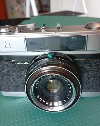 Macchina Fotografica Vintage Telemetro Minolta A5 