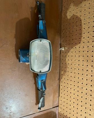 vari pezzi vespa  50 special  anni 70