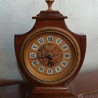 Antico orologio da ta......