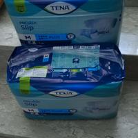 Due confezioni pannoloni