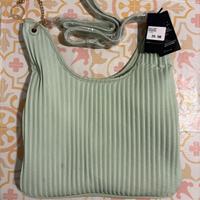 borsa nuova verde con cartellino 