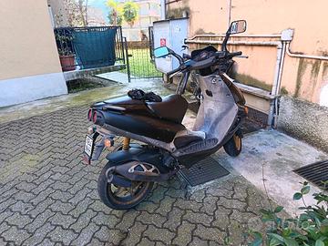 aprilia Sr 