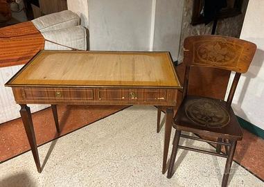 Scrivania vintage con sedia intarsiata – set compl